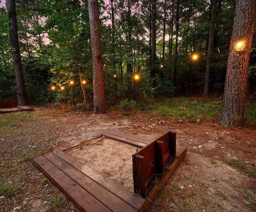 Iron Horse Lodge Sleeps 18, Games, Fire Pit, Hot Tub, Ev, More ブロークン・ボウ エクステリア 写真