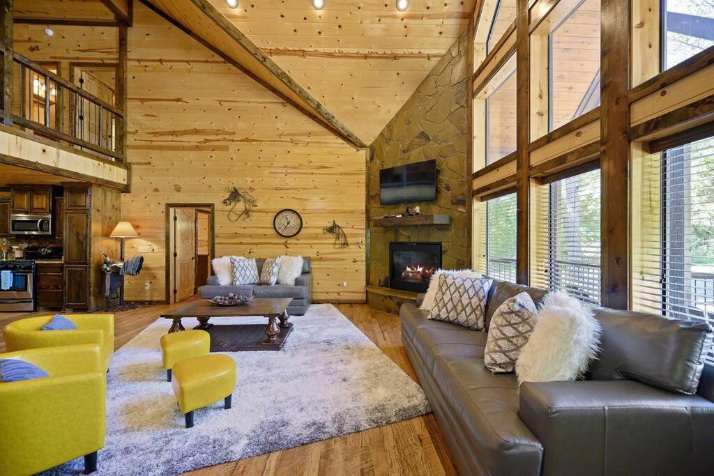Iron Horse Lodge Sleeps 18, Games, Fire Pit, Hot Tub, Ev, More ブロークン・ボウ エクステリア 写真