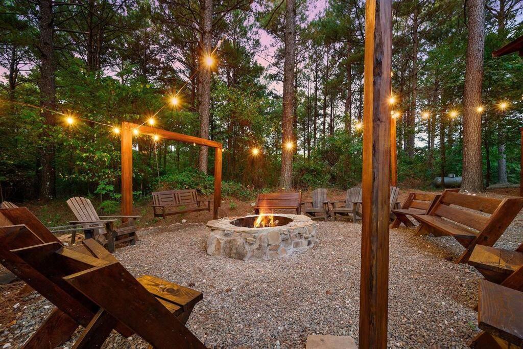 Iron Horse Lodge Sleeps 18, Games, Fire Pit, Hot Tub, Ev, More ブロークン・ボウ エクステリア 写真