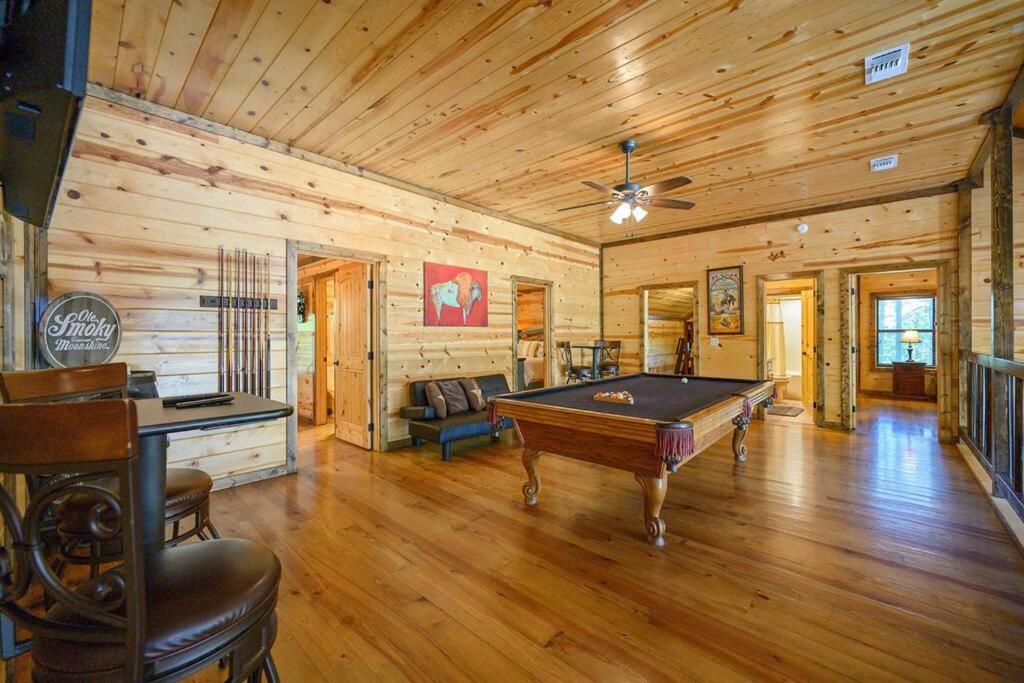 Iron Horse Lodge Sleeps 18, Games, Fire Pit, Hot Tub, Ev, More ブロークン・ボウ エクステリア 写真